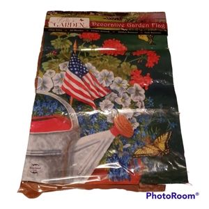 Small Garden Flag floral